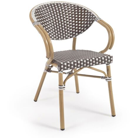Kave Home - Chaise bistrot Marilyn avec accoudoirs en aluminium et rotin synthétique marron et blanche - Marron