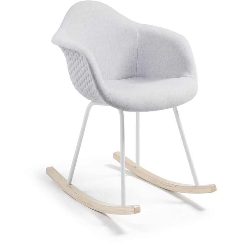 

Mecedora Kevya gris claro con reposabrazos y patines de madera maciza de haya - Kave Home