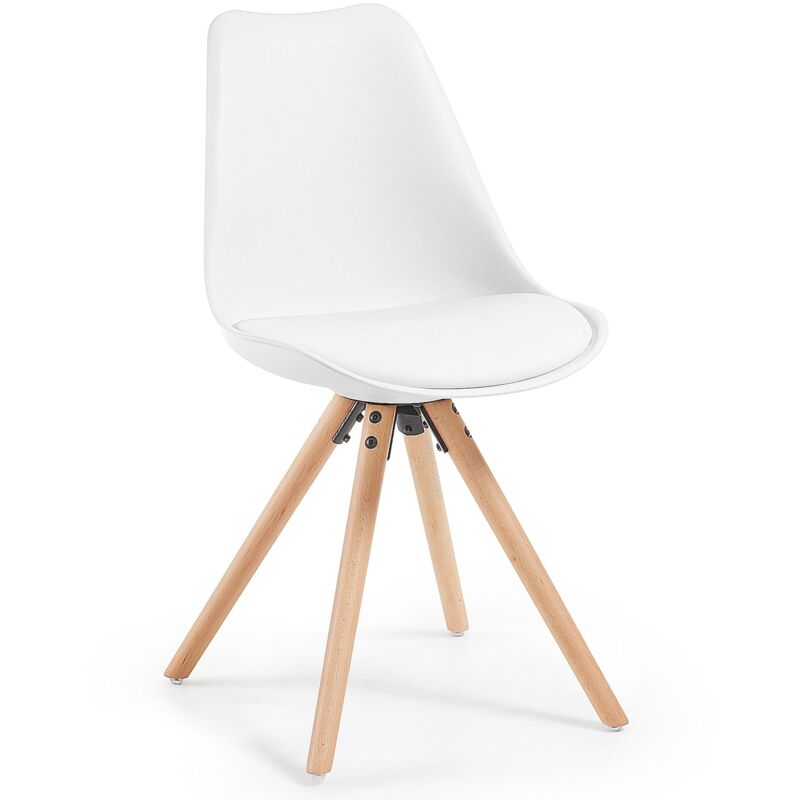 

Silla de comedor Ralf blanca con asiento acolchado y patas de madera maciza de haya - Kave Home