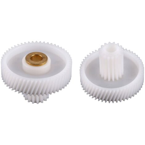 Kit da 2 ingranaggi in plastica progettati per essere utilizzati con uno spremipomodoro "SM"