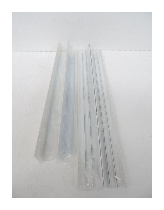 Kit de 4 accessoires blanc H60mm pour montage en saillie de dalle led 600X600mm type pure led confort 2 Trajectoire 004668