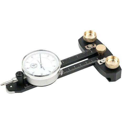 Kit de base pour scie circulaire à comparateur à cadran, destiné à l'alignement des machines d'atelier.