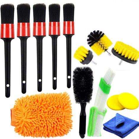 Kit de limpieza para el interior, las llantas y la pintura de su coche.