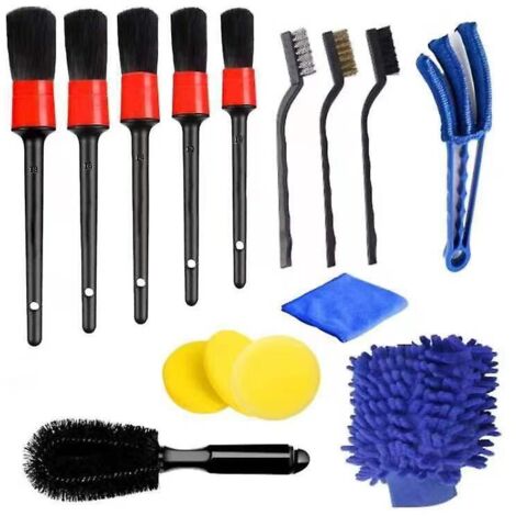 Kit de nettoyage auto multifonctionnel de 15 pièces pour l'intérieur et l'extérieur : brosses, moteur, jantes et vitres.