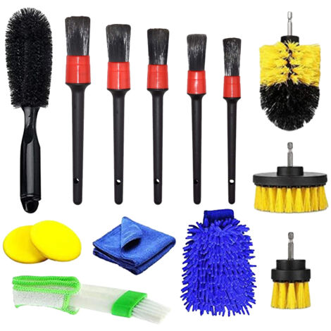 Kit de nettoyage automobile 14 pièces comprenant : 5 brosses de précision, 3 brosses rotatives, 2 éponges de lavage, une brosse pour les aérations et un gant en microfibre pour le nettoyage intérieur 