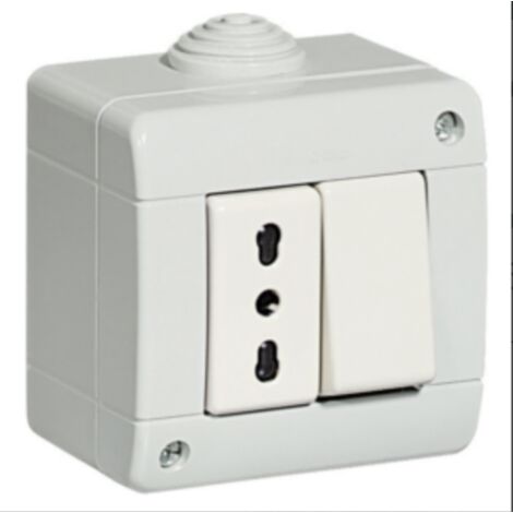 Base de Enchufe Simple Schuko Monoblock con Dispositivo de Seguridad