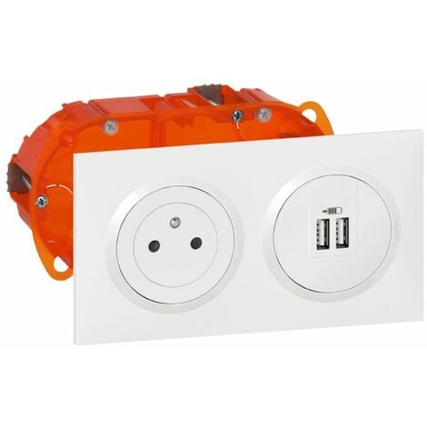 Kit prise de courant 2P+T 16A + chargeur 2 USB 2,4A Dooxie - Blanc