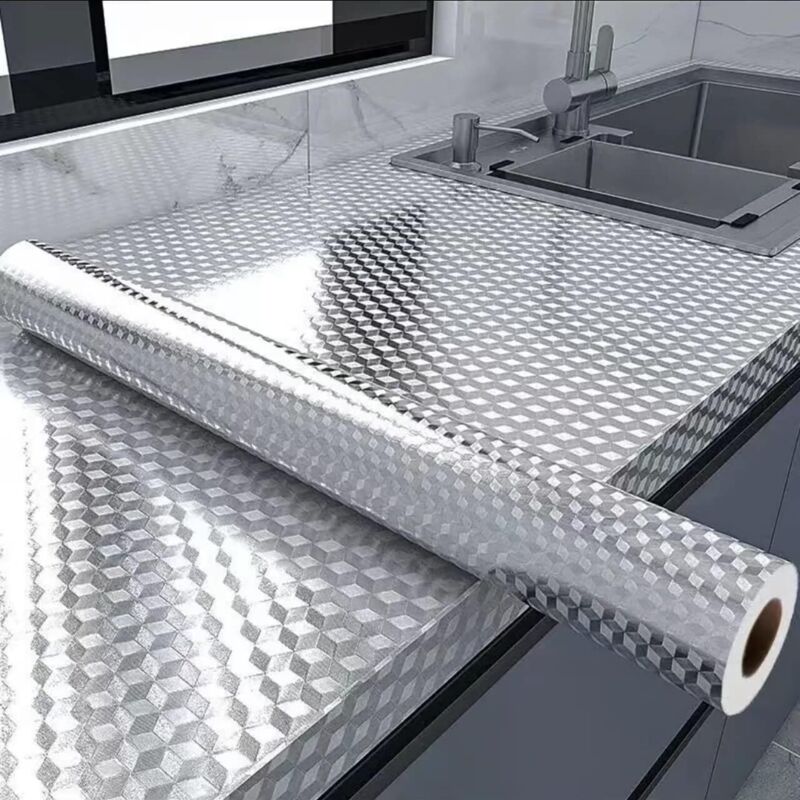 Kitchen Waterproof and Fire-Resistant Aluminum Foil Sticker, 60cm × 3m Oil-resistant and heat-resistant self-adhesive film, easy to clean Ideal for