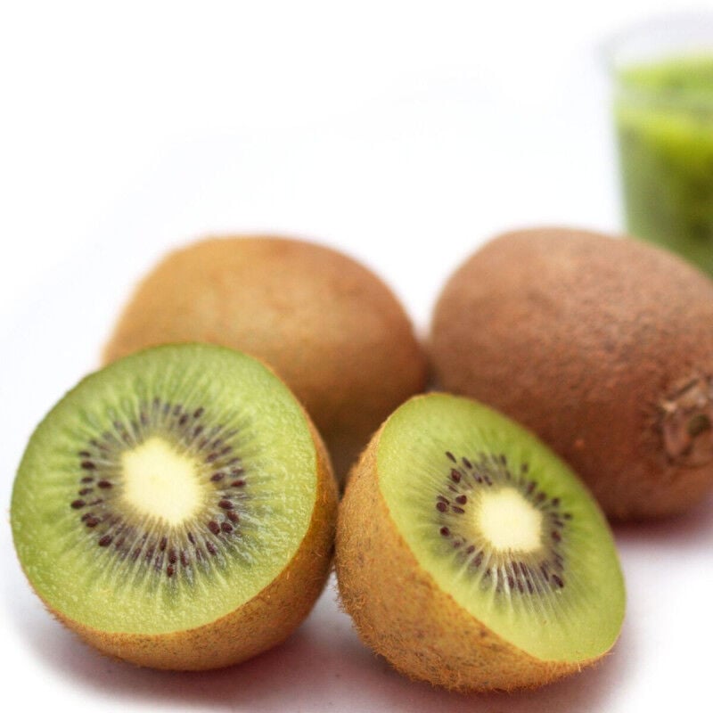 Plantes Avenue - Kiwi chinensis Solissimo® 'Renact' (Autofertile)/Pot de 6L