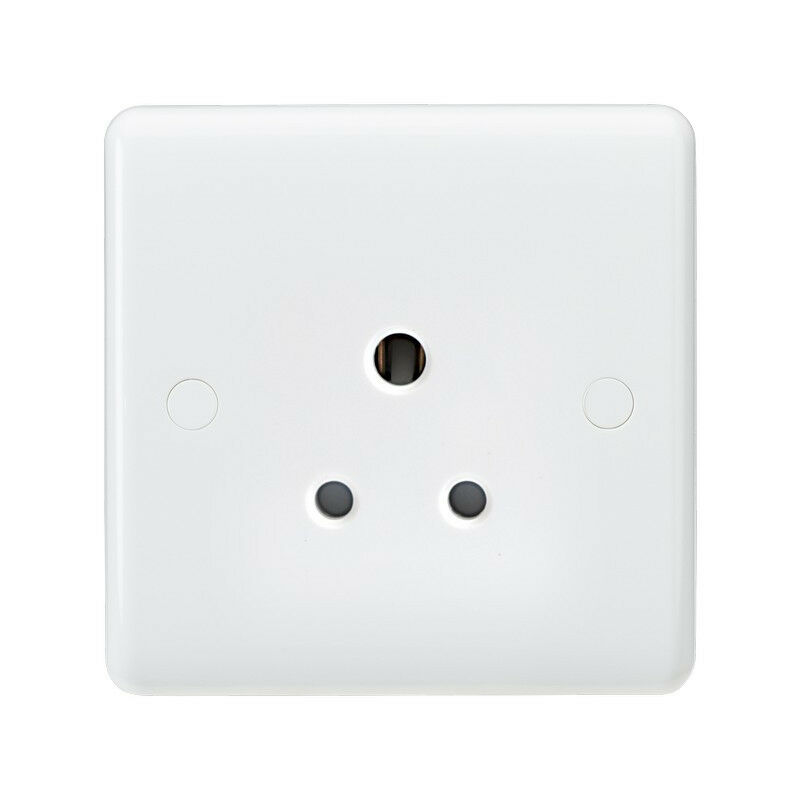 Knightsbridge Curved Edge 5A Unswitched Round Pin Socket