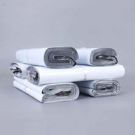 KZQ Paquete de 100 bolsas grandes para envío de ropa (34 x 46 pulgadas), con autoadhesivo resistente, impermeables y resistentes al desgarro, en color blanco.