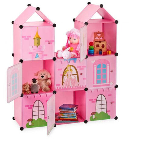 La cameretta dei bambini come un castello