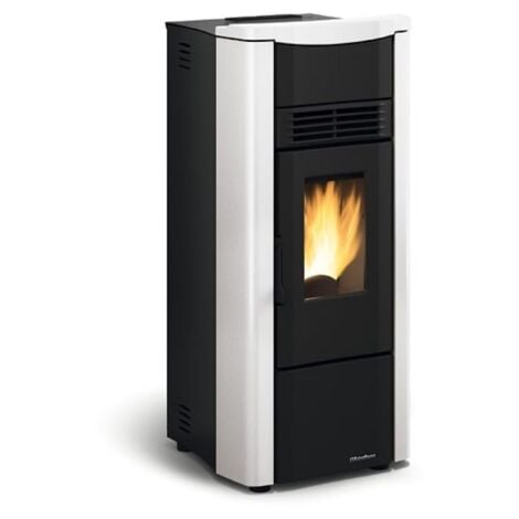 La Nordica Extraflame poele a' granule's ventile' giusy evo 2.0 blanc 8 kW pour 201 m revetement en acier