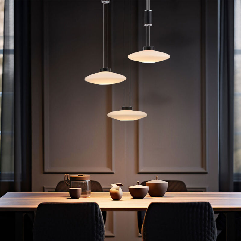Image of Lampada a sospensione a sospensione regolabile in altezza 3 lampadine lampada da sala da pranzo vetro opale, metallo nero, 3x 7,5 w 950 Lm bianco
