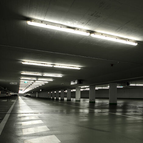 Lampada LED da bagno 48 watt Lampada LED resistente all'umidità Tubo LED 150 cm Lampada da officina per garage bianco freddo, 3840lm 6400K, set di 8