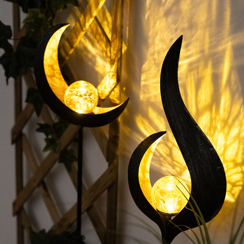 Image of Luce solare da giardino con fiamma solare Decorazione solare per esterni con motivo a fiamma e luna, con picchetto da terra ed effetto luce, 1x LED