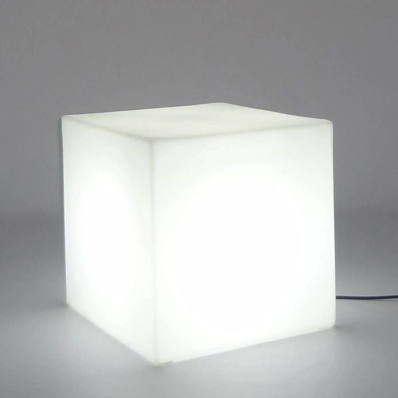 

LÁMPARA EXTERIOR CUBY 45 CABLE LUZ FRÍA - Lúzete