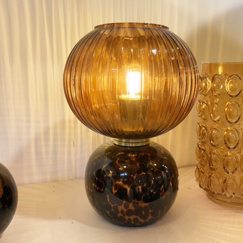 Lampe de chevet en verre rétro léopard 28 cm – Design vintage unique – Compatible ampoule E27 – Diamètre 20 cm – Opjet