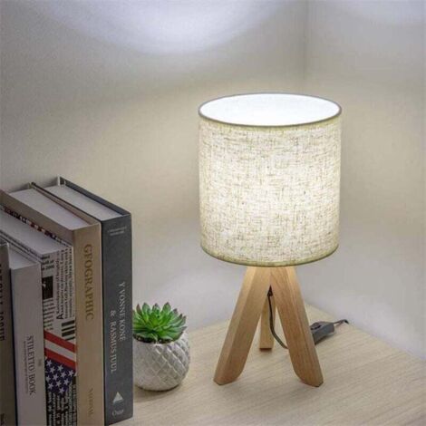 Lampe de table nordique à trois têtes en bois et tissu, lampe de chevet simple adaptée au bureau, à la chambre à coucher, au salon