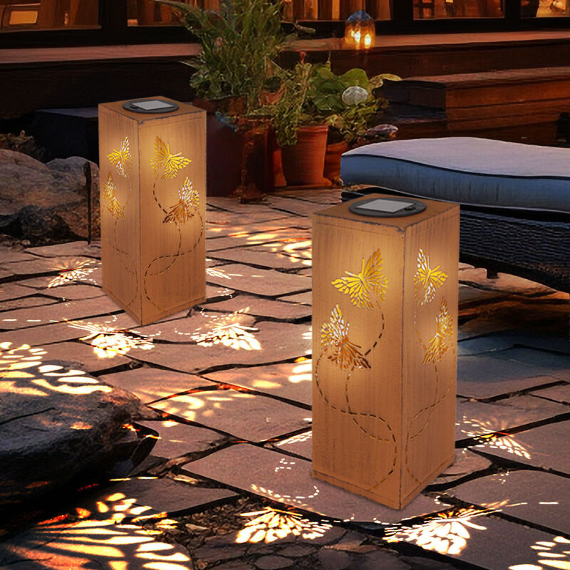 Lampe solaire décoration jardin lanterne rouille lampe exterieur jardin, poinçonnage décoratif papillon, métal, led, LxH 10,2 x 26 cm, lot de 2