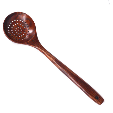 Langer Schaumlöffel aus Holz zum Kochen und Servieren