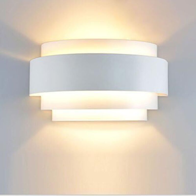 Appliques Murales led Design Simple Lampe Murale Applique Interieur Lumière en Métal Pour Chambre Escalier Boutique Salon Bureau Porche Blanc Chaud