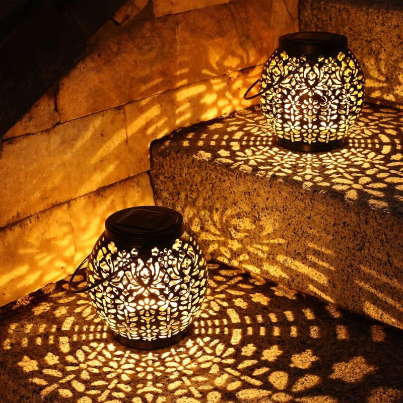 Lanterne Solaire de Jardin,2 Paquet Lumière Solaire Extérieur Suspendue IP65 Étanche Blanc Chaud Solaires Lanternes pour Patio Terrasse Cour Table