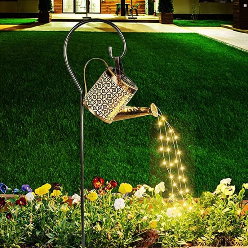 Lanterne solaire à led pour arrosoir, étanche, design creux, décoratif, rétro en métal, pour table de jardin, terrasse, cour, allée (avec support)