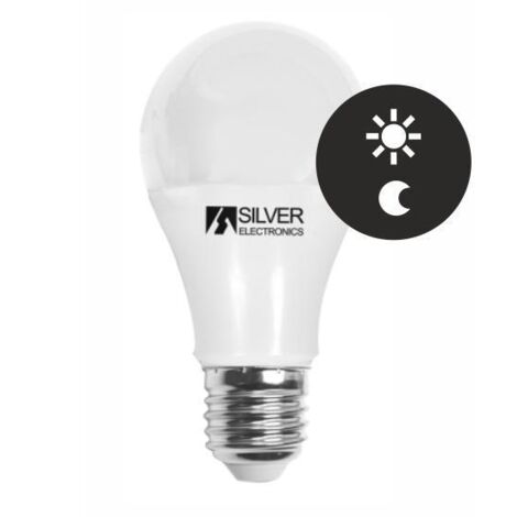 LED-Lampe E27 10W 230V 3000K Tag/Nacht SENSOR