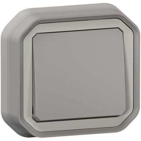 Legrand 069820L Push-Button NO Plexo komplett eingebaut - grau