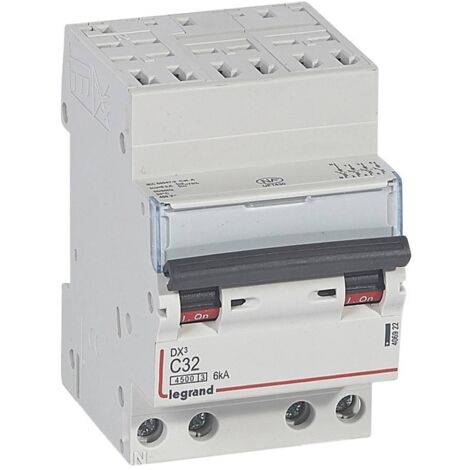 Legrand – Disjoncteur tétrapolaire 32A 6kA – Courbe C pour protection circuits – Connexion rapide avec bornes automatiques – Compatible peignes HX³
