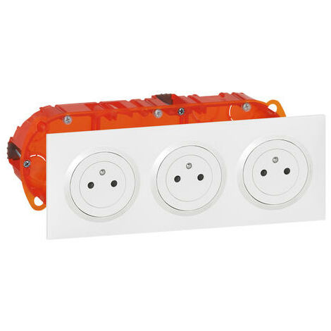 Legrand – Kit triple prise de courant 2P+T 16A – Prise précâblée avec protection IP20 – Installation rapide sans outil – Finition blanche