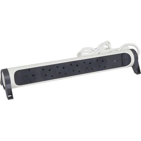 Legrand – Multiprise 6 prises 1,5 m – Puissance 3650W – Protection contre surtensions – Interrupteur ON/OFF avec voyant lumineux