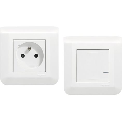 Legrand – Prise commandée avec commande sans fil 16A – Blanc – Pour installation facile – 77734L