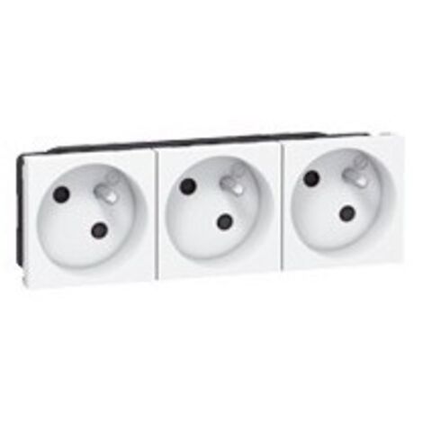 Legrand – Prise de courant triple 2P+T précâblée – Installation facile avec bornes automatiques – Indice de protection IP40 – Pour salon, bureau, chambre