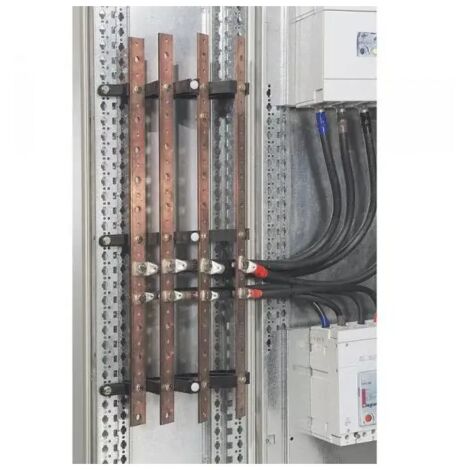 Legrand – Support isolant 37310 1 barre par pôle jusqu'à 400 A – Pour barres en cuivre plates 18x4 mm, 25x4 mm – Montage sur plaque pleine ou perforée
