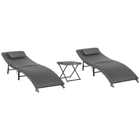 LETTINI PRENDISOLE RICHIUDIBILI CON CUSCINI RIMOVIBILI E TAVOLINO PIEGHEVOLE. SET 3 PZ IN RATTAN. GRIGIO