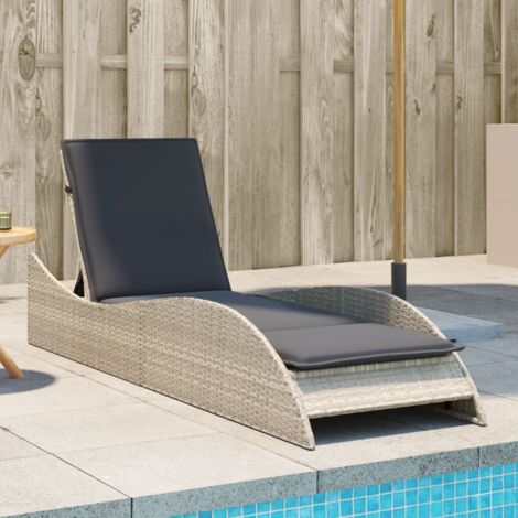 Liegestuhl mit hellgrauem Kissen 60x205x73 cm Poly-Rattan