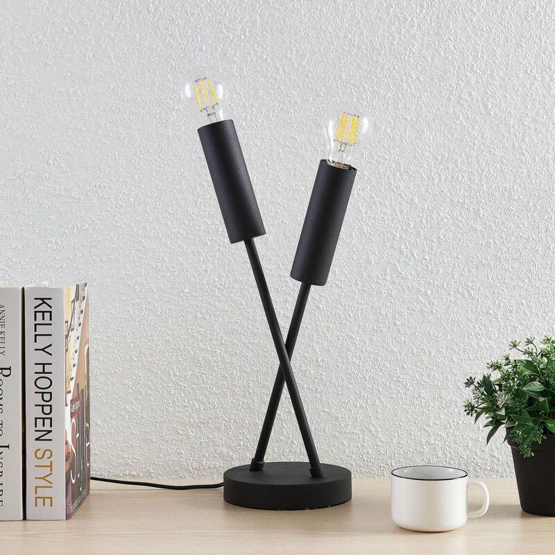 

Lindby Belana lámpara de mesa con dos casquillos