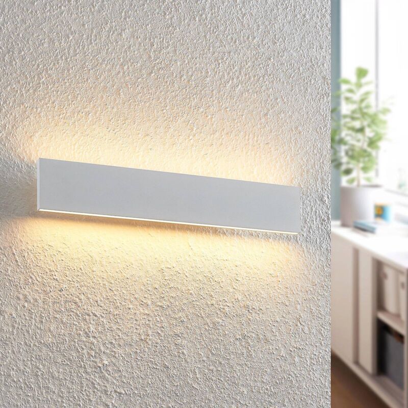 

Lindby Ignazia aplique LED, 47 cm, blanco