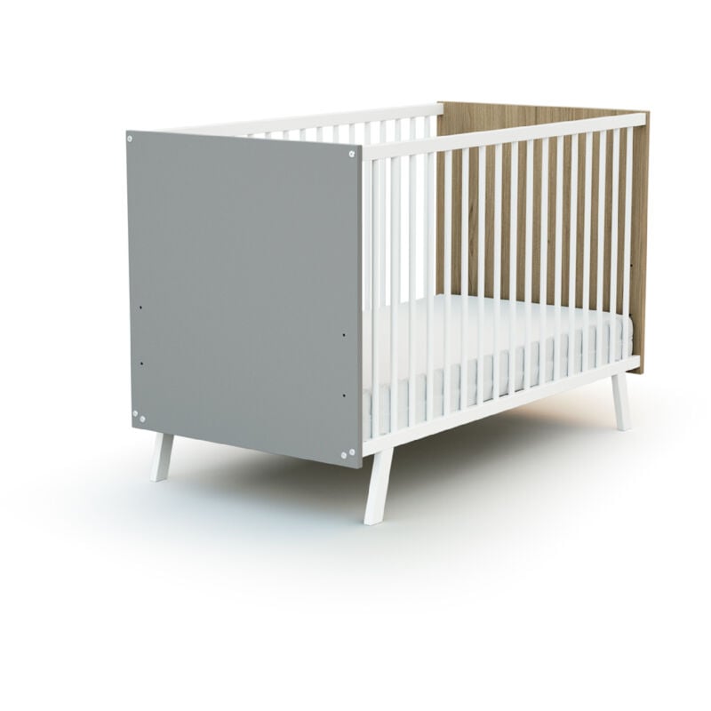 AT4 - Lit bébé en bois