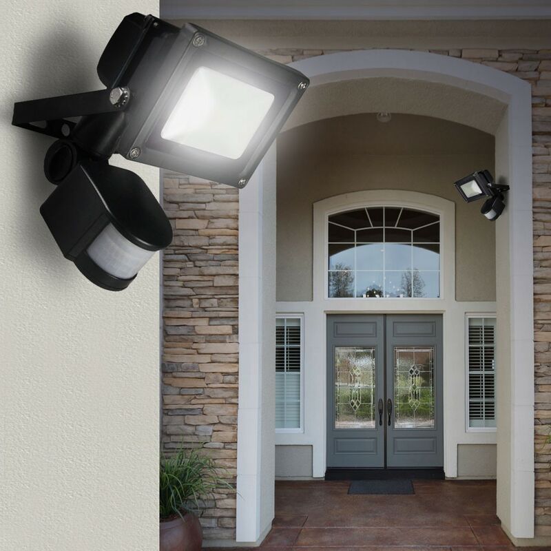 

Proyector de exterior LED Proyector de jardín con detector de movimiento IP44 Chilitec CTF-05W PIR