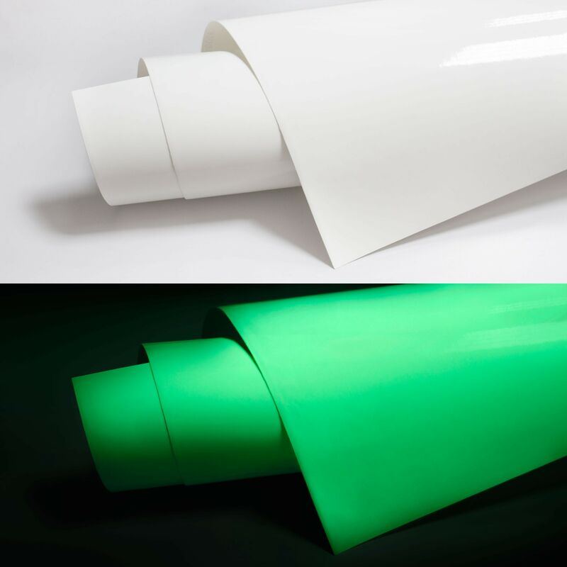 

Lámina fluorescente Dimensión LxA: 250cm x 126cm