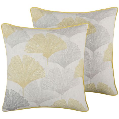 Lot 2 Coussins Décoratifs Beiges 45 x 45 cm avec Motif Floral Gris et Jaune Moutarde pour Style Classique Scandinave ou Moderne Beliani