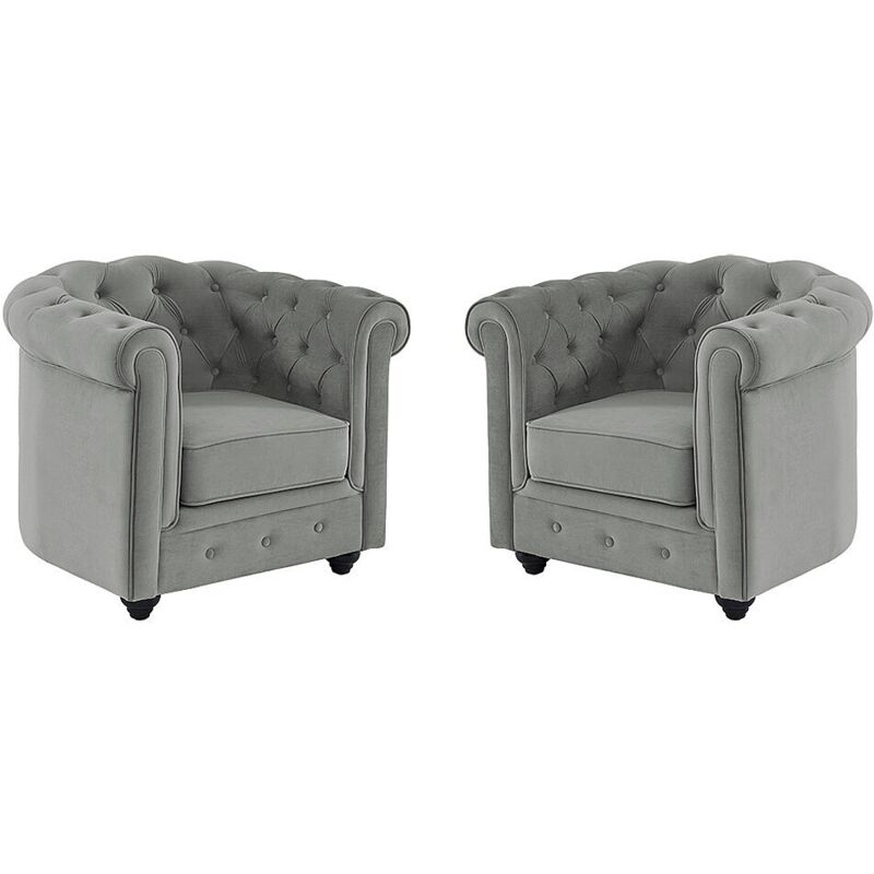 Vente-Unique – Lot de 2 fauteuils Chesterfield en velours gris clair – Structure en bois – Dossier capitonné – 85 cm de longueur – Confort optimal