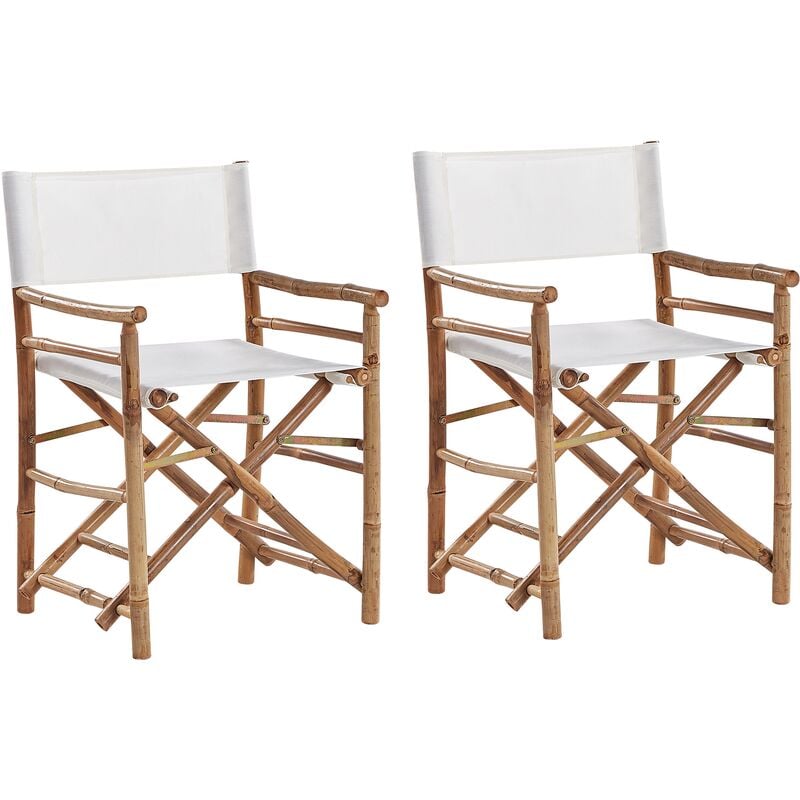 2 chaises fauteuils metteur en scène pliantes en bambou naturel avec accoudoirs et assise blanche idéales pour jardin boho et rétro beliani bois clair