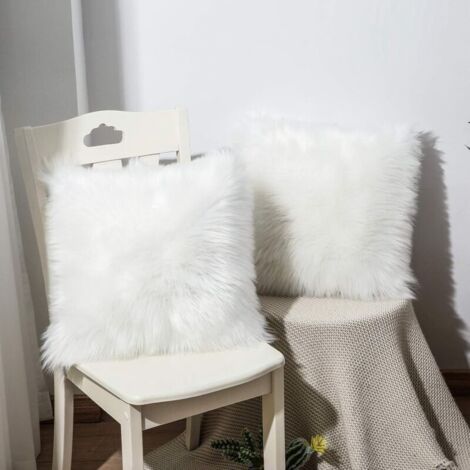 Lot de 2 Housses de Coussin décoratives Douces en Fourrure d'agneau synthétique à Poils Longs - pour canapé (Blanc, 40 x 40 cm)
