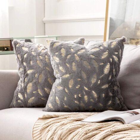 Lot de 2 housses de coussin décoratives en fausse fourrure avec plumes dorées feuilles dorées housses de coussin taies d'oreiller douces et mignonnes pour canapé-lit, 18 x 18 pouces (gris)