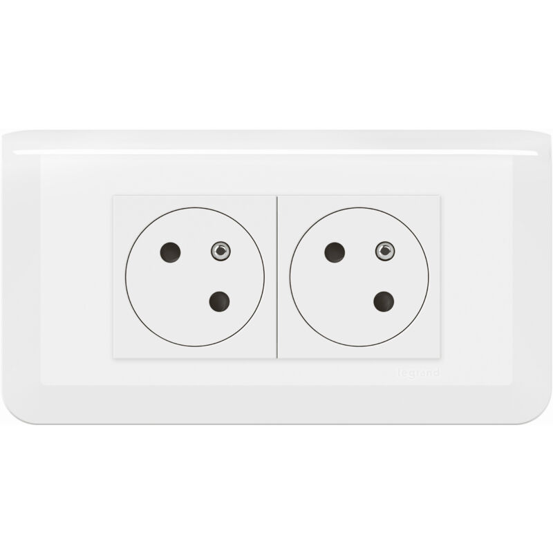 2x2P+T Surface Mosaic Link à 45° précâblée + plaque + boite à encastrer - blanc - Legrand