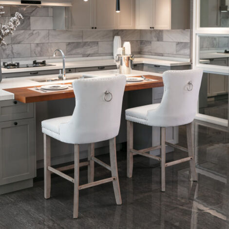 Lot de 2 Tabourets de Bar Contemporains en Velours Capitonné, Pieds en Bois Finition Cloutée Chromée, Style Décontracté Chic Couleur Beige